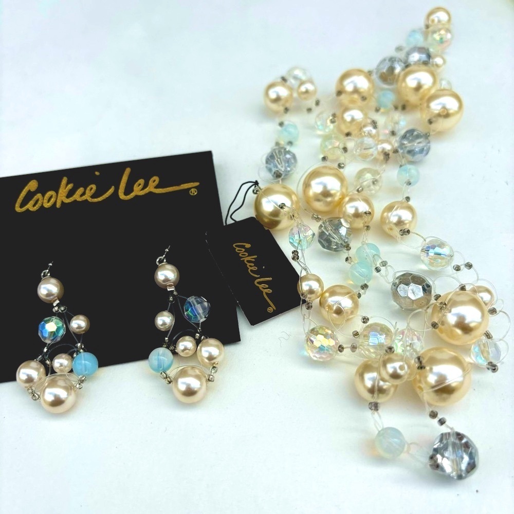 Glass Bead Necklace and Earrings by Cookie Lee